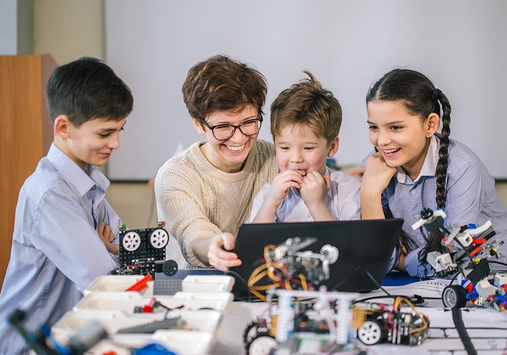 Learning to Code for Different Age Groups - RoboGenius Learning Solutions Limited